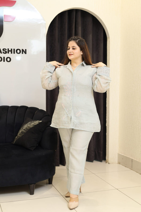 Women’s Pearl Grey Mul Chanderi Embroidered Co-Ord Set