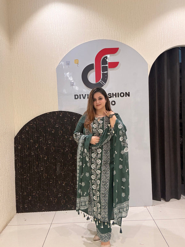 Emerald Green Pure Cotton Printed Suit Set