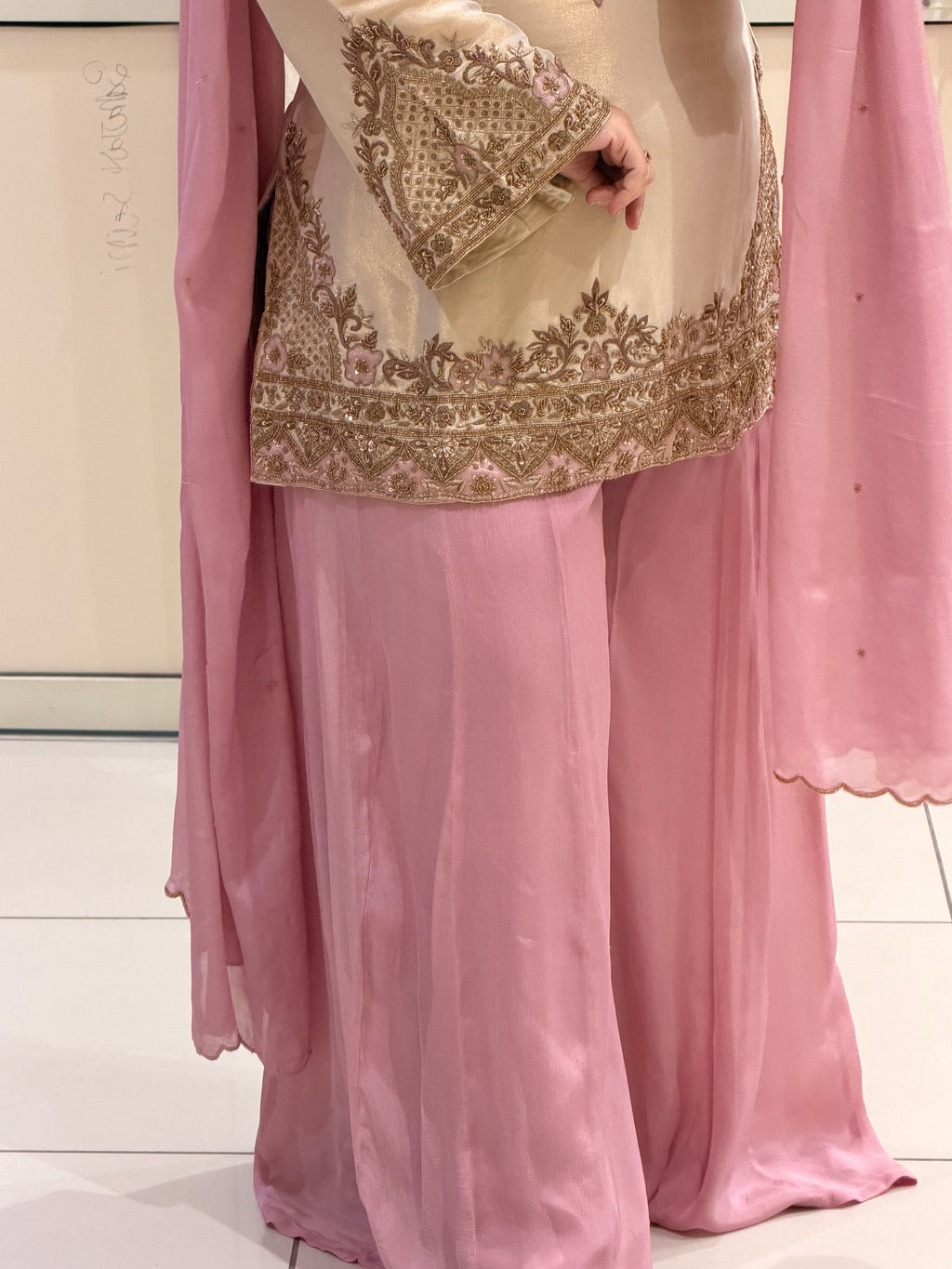 Cream & Pink Luxe Embroidered Suit Set (Free Size till XL)