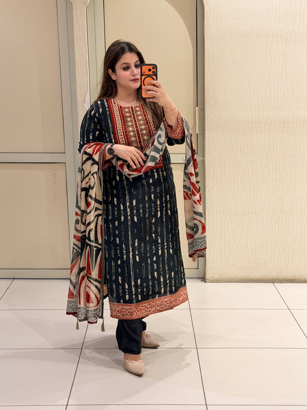 Multicolor Printed Crepe Suit Set (M–XXL)