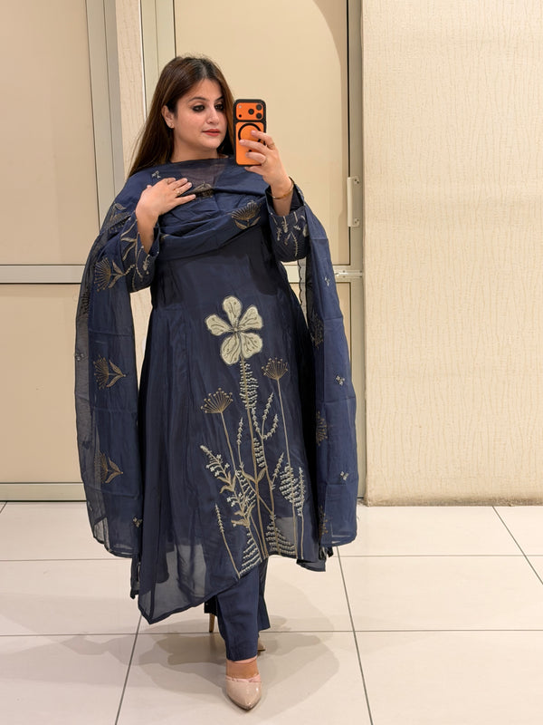 Navy Crepe Embroidered Suit Set (M–XXL)