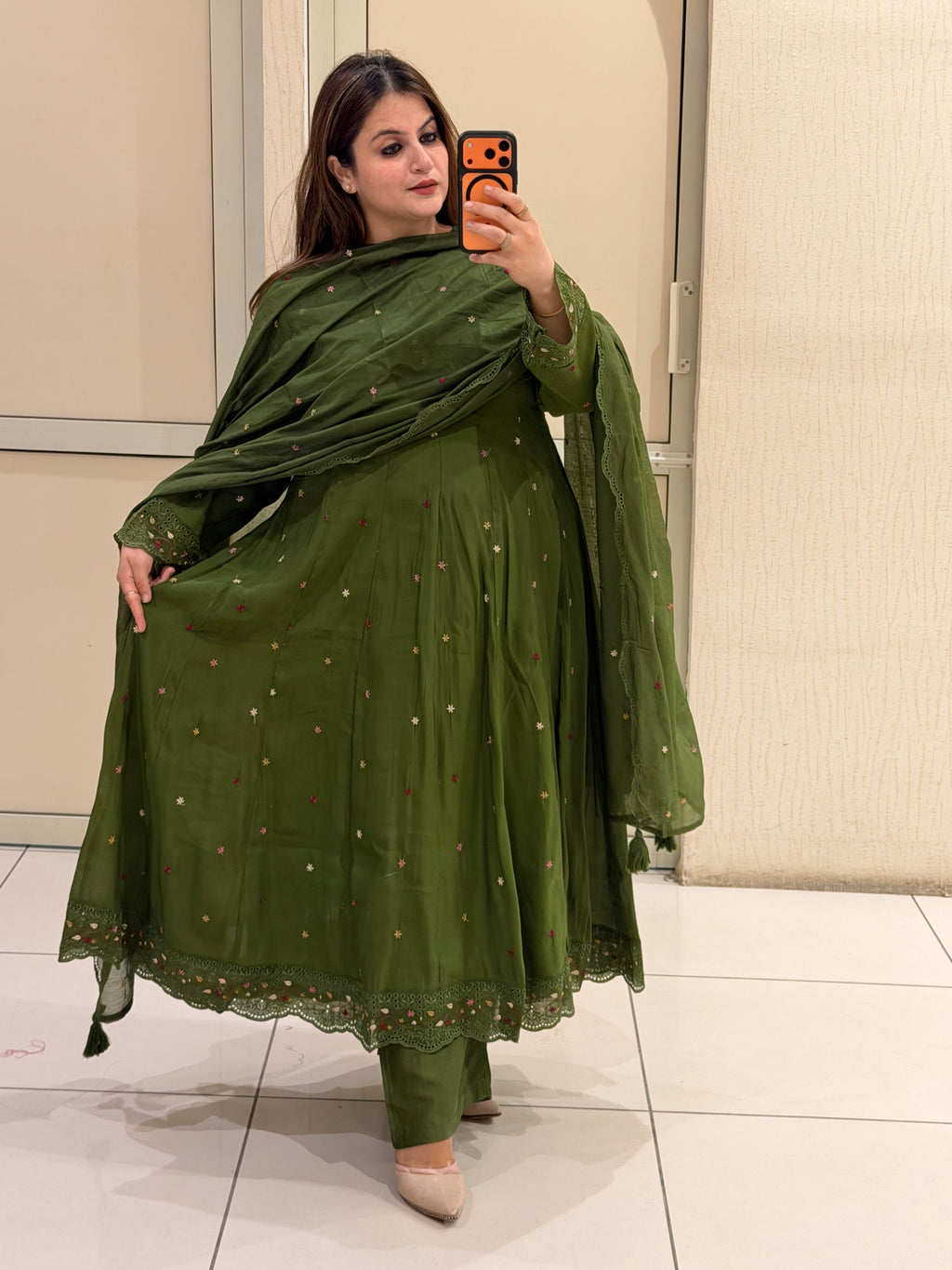 Olive Green Embroidered Suit Set (M–XXL)