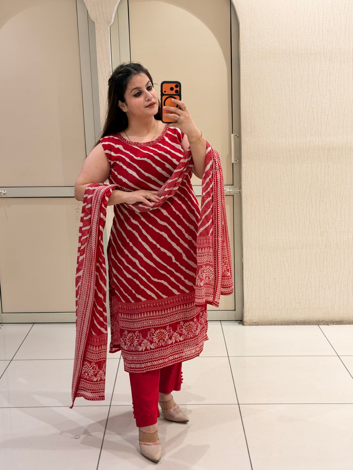 Red & White Chinon Printed Suit (M–XXL)