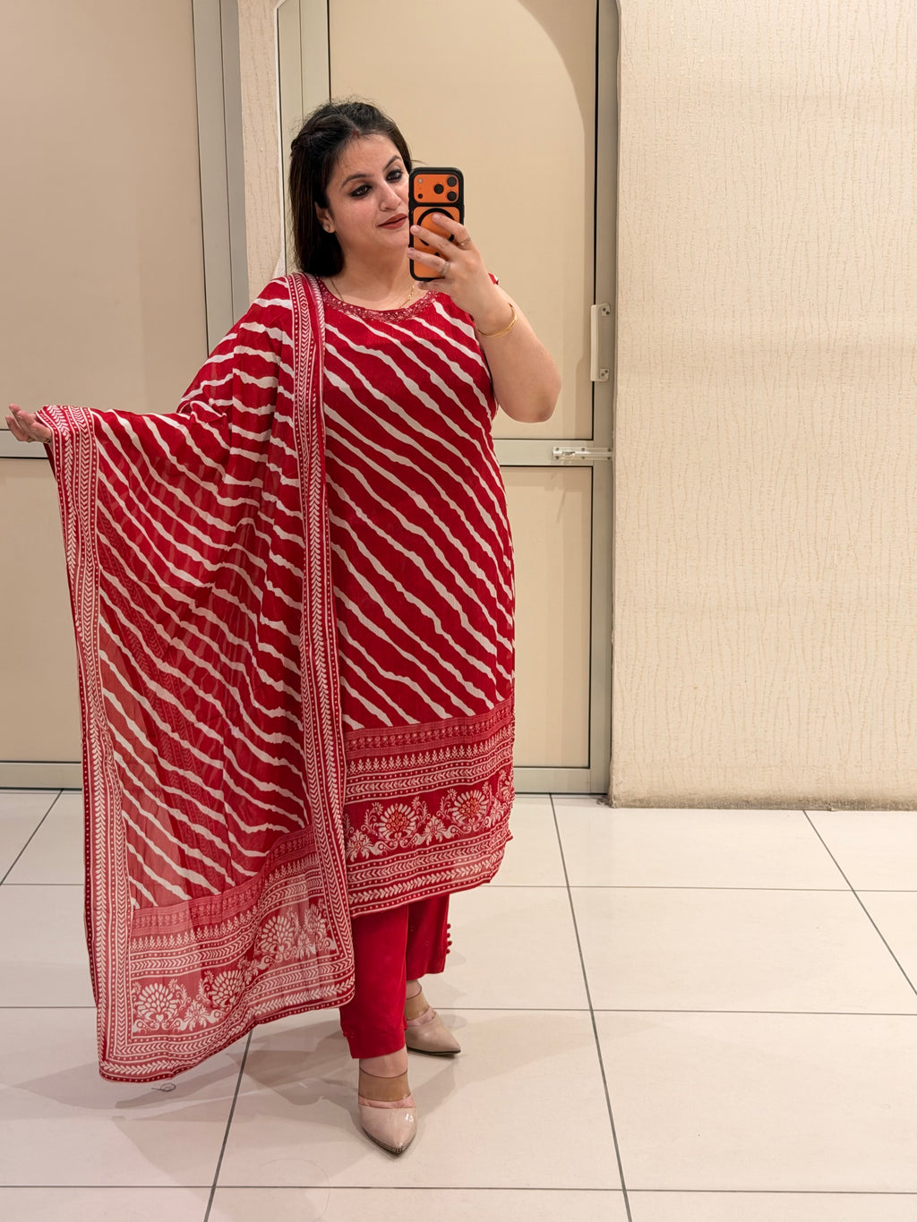 Red & White Chinon Printed Suit (M–XXL)
