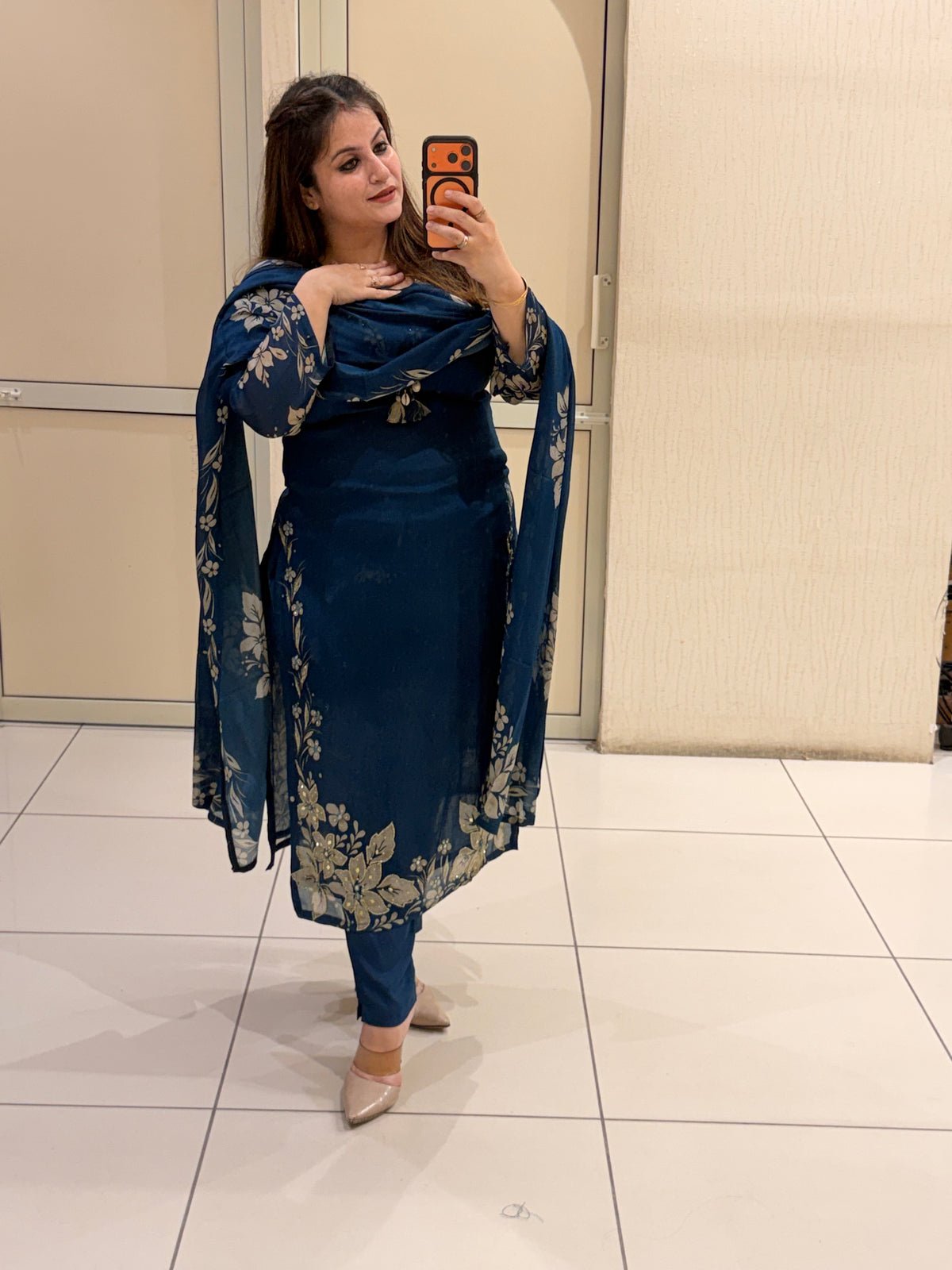 Navy Blue Chinon Embroidered Suit (M–XXL)