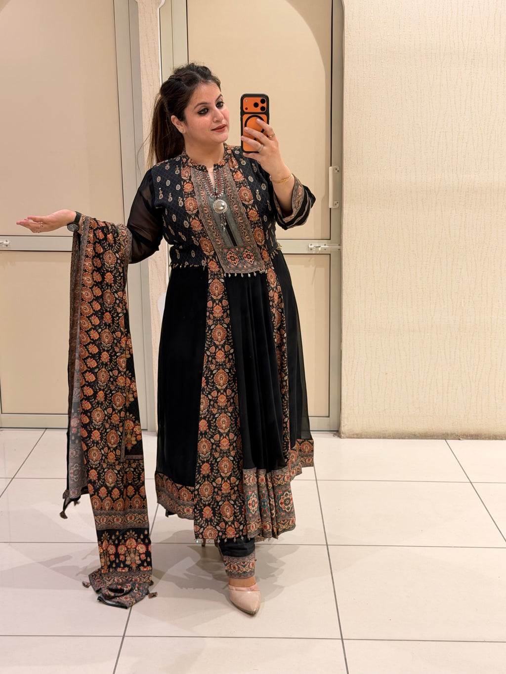 Black Pure Georgette Embroidered Suit (M–XXL)