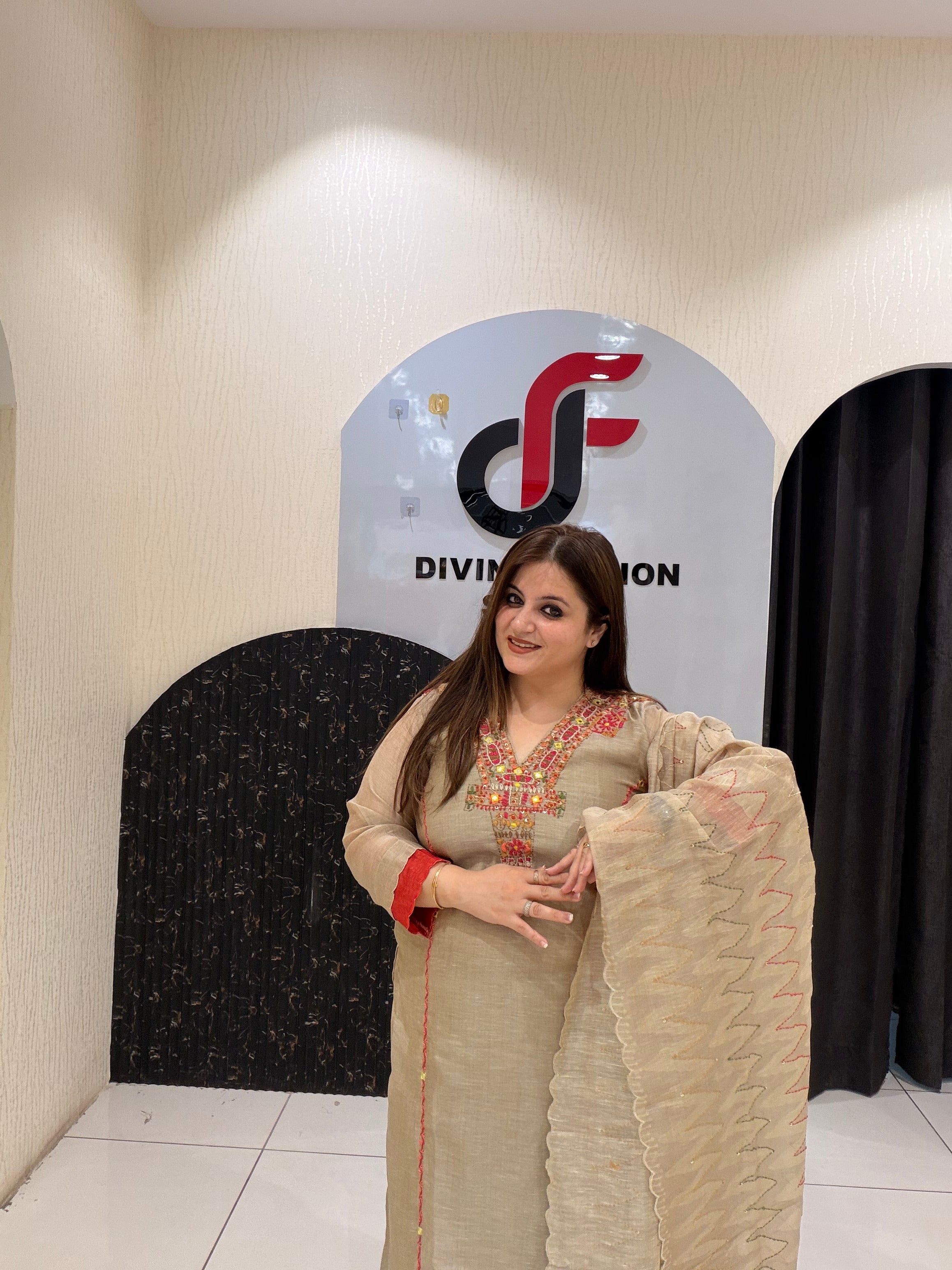 Beige Linen Cotton Kantha Work Suit Set