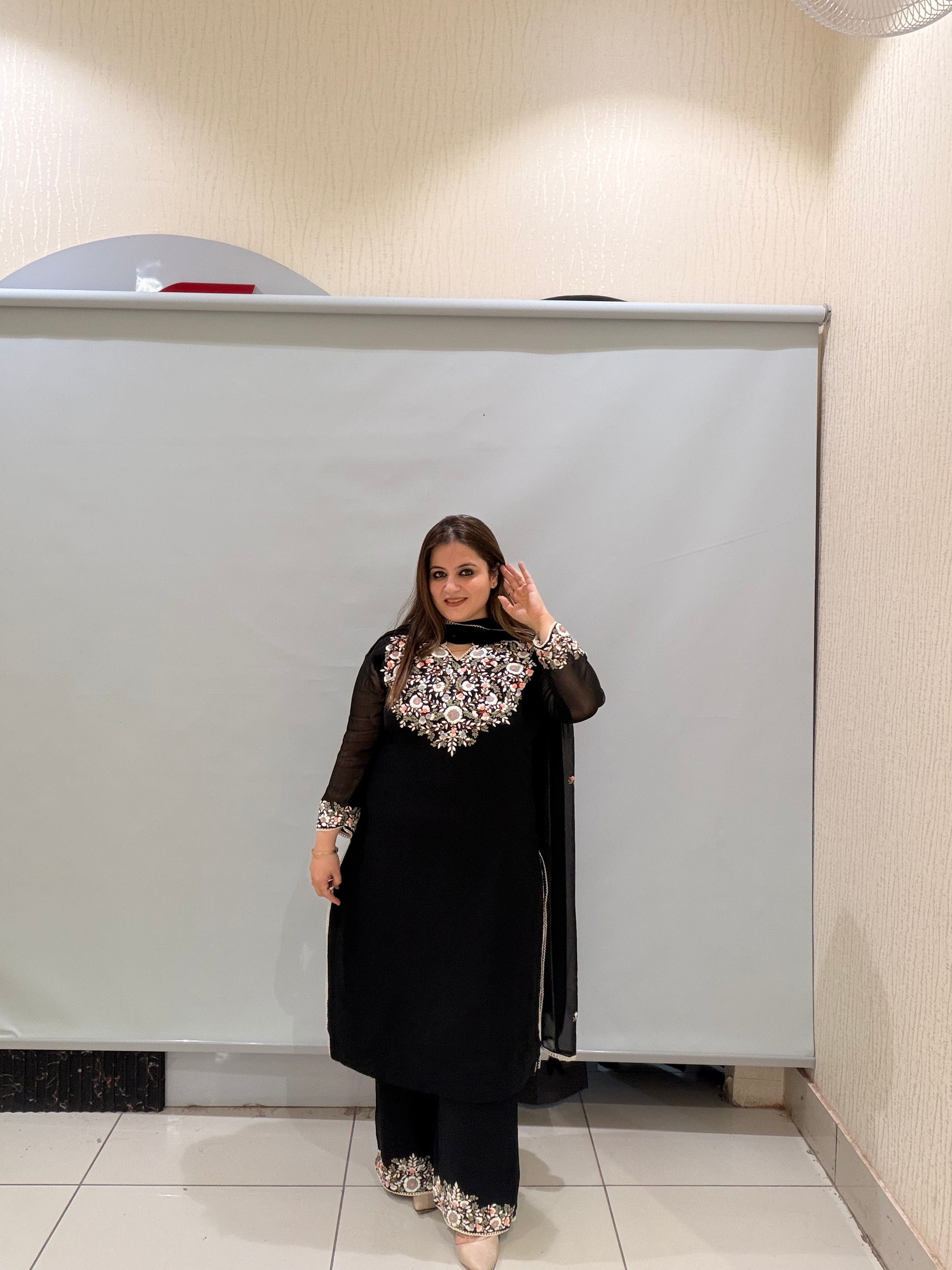 Black Pure Georgette Embroidered Suit Set (M–XXL)