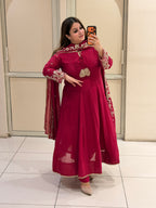 Magenta Exclusive Mul Handwork Partywear Suit (M–XXL)