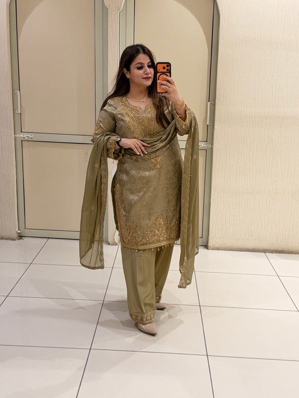 Golden Farsi Embroidered Partywear Suit (M–2XL)