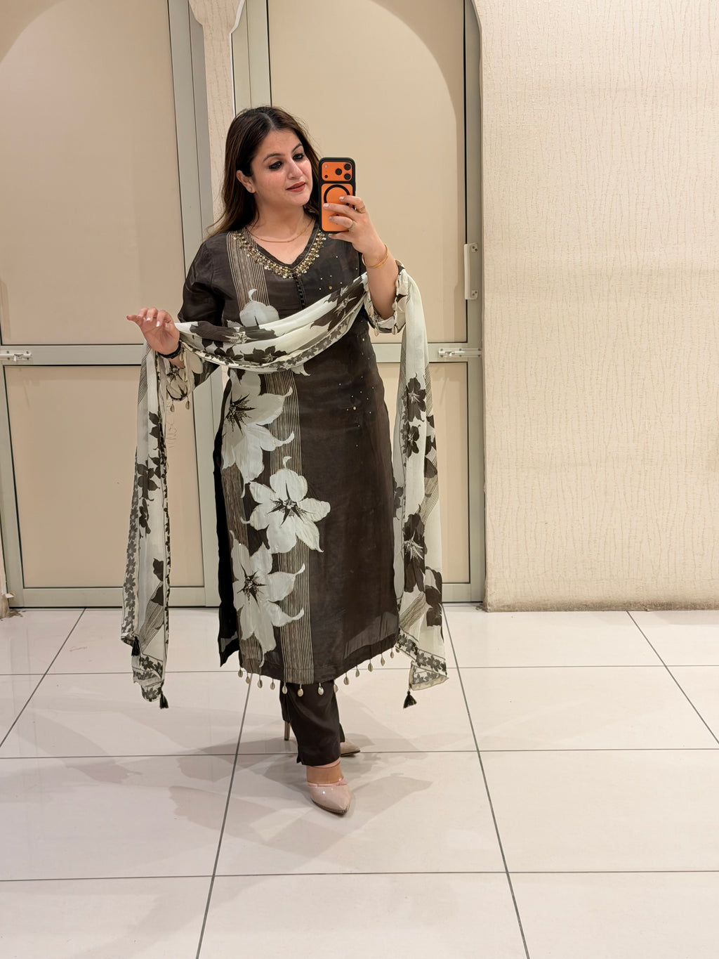 Brown Floral Crepe Suit Set (M–XXL)