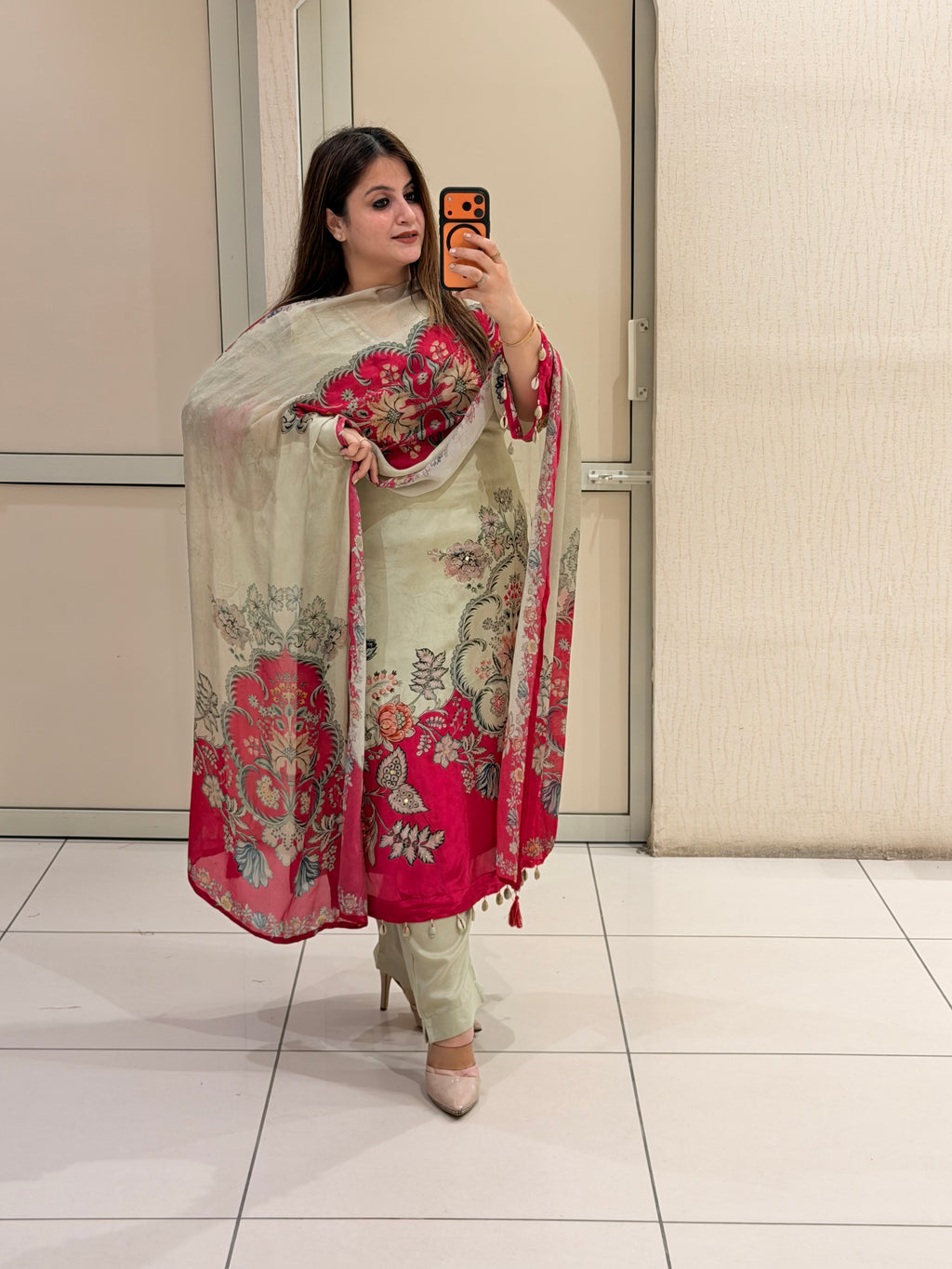 Cream & Pink Embroidered Suit Set (M–XXL)
