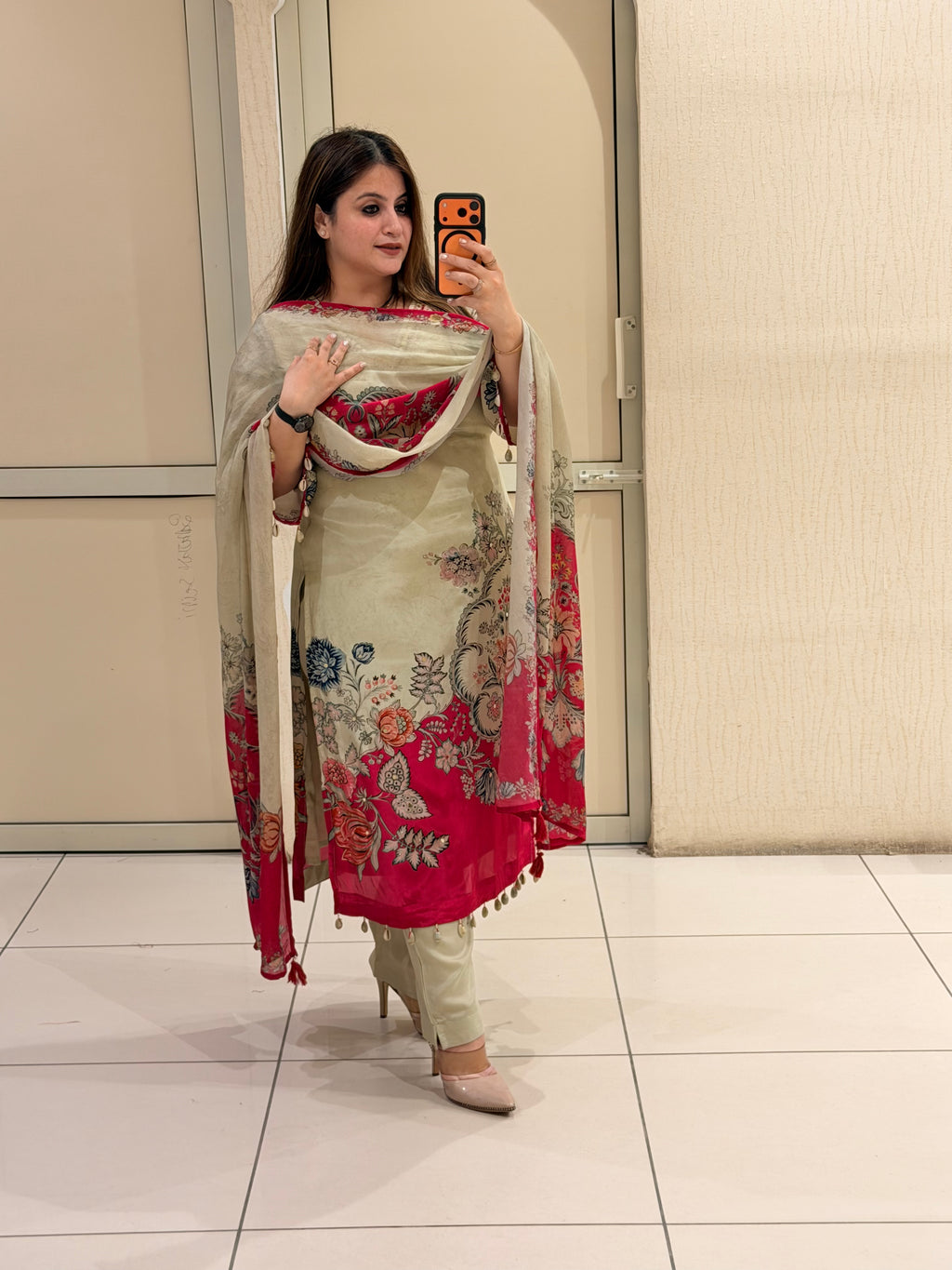 Cream & Pink Embroidered Suit Set (M–XXL)