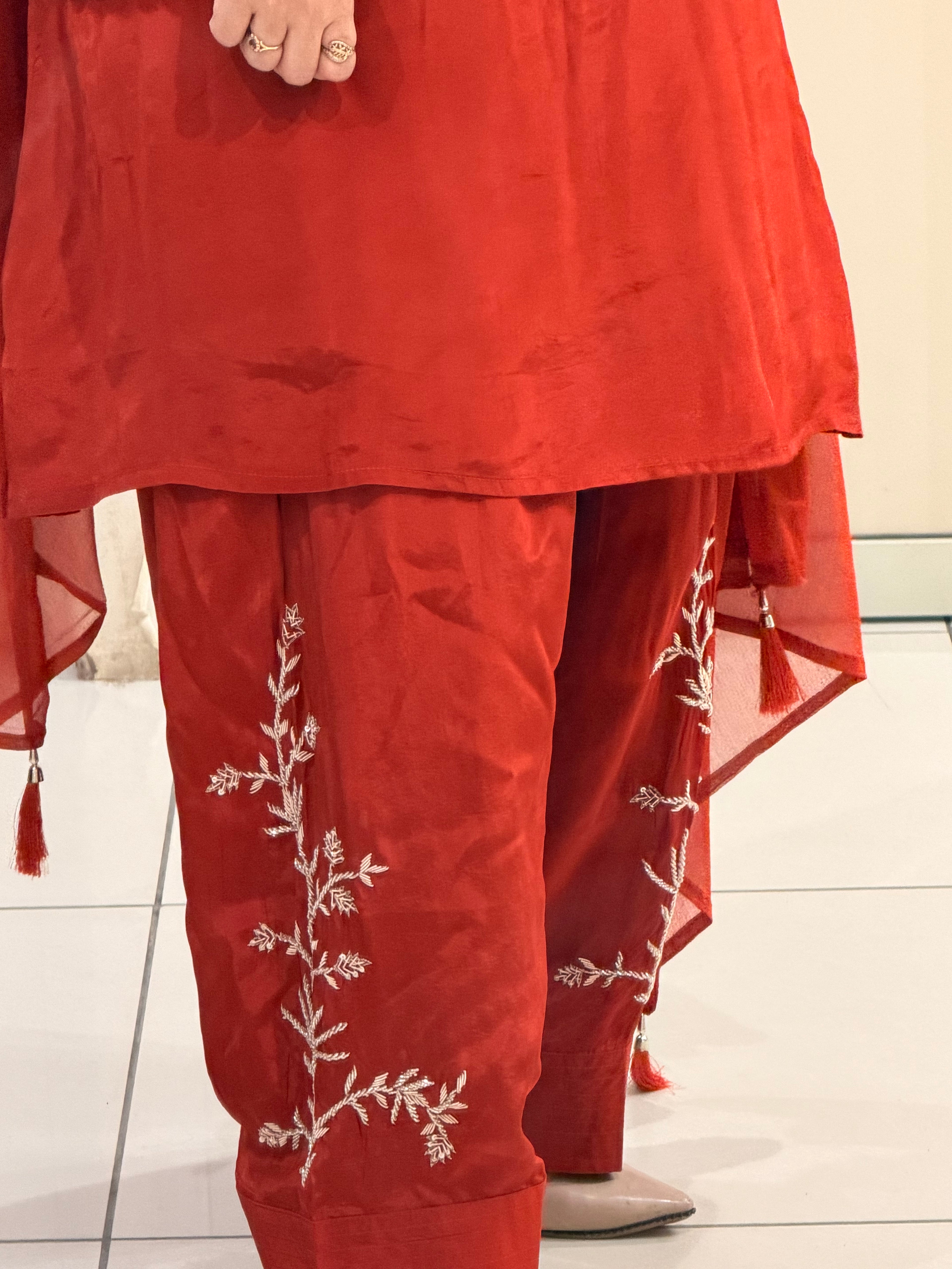 Red Pure Crepe Farsi Handwork Suit (M–XXL)