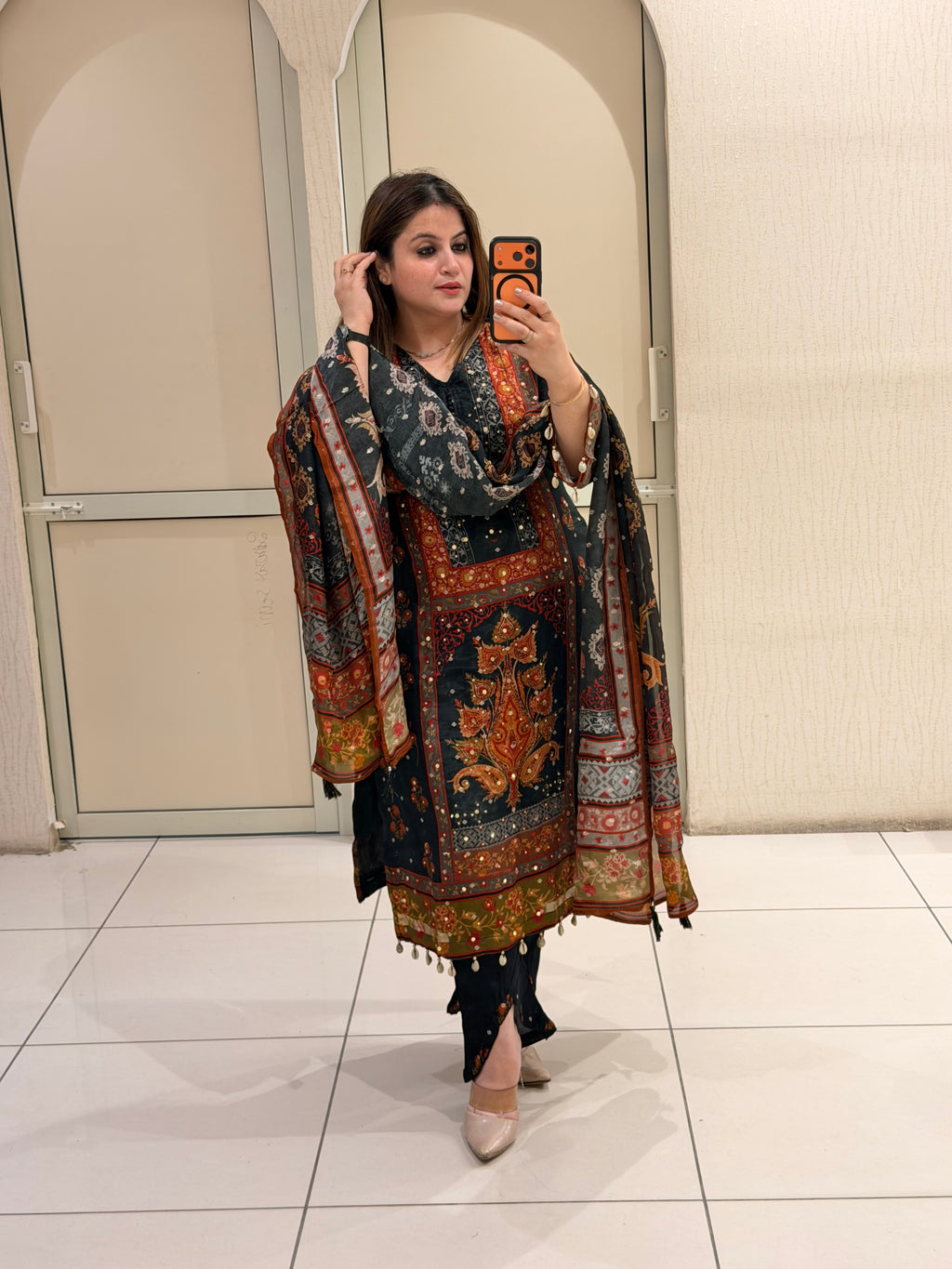 Elegant Multicolor Printed Crepe Suit Set with Designer Dupatta