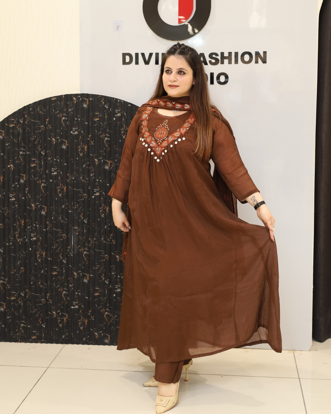 Mil Chanderi Embroidered Brown Suit Set