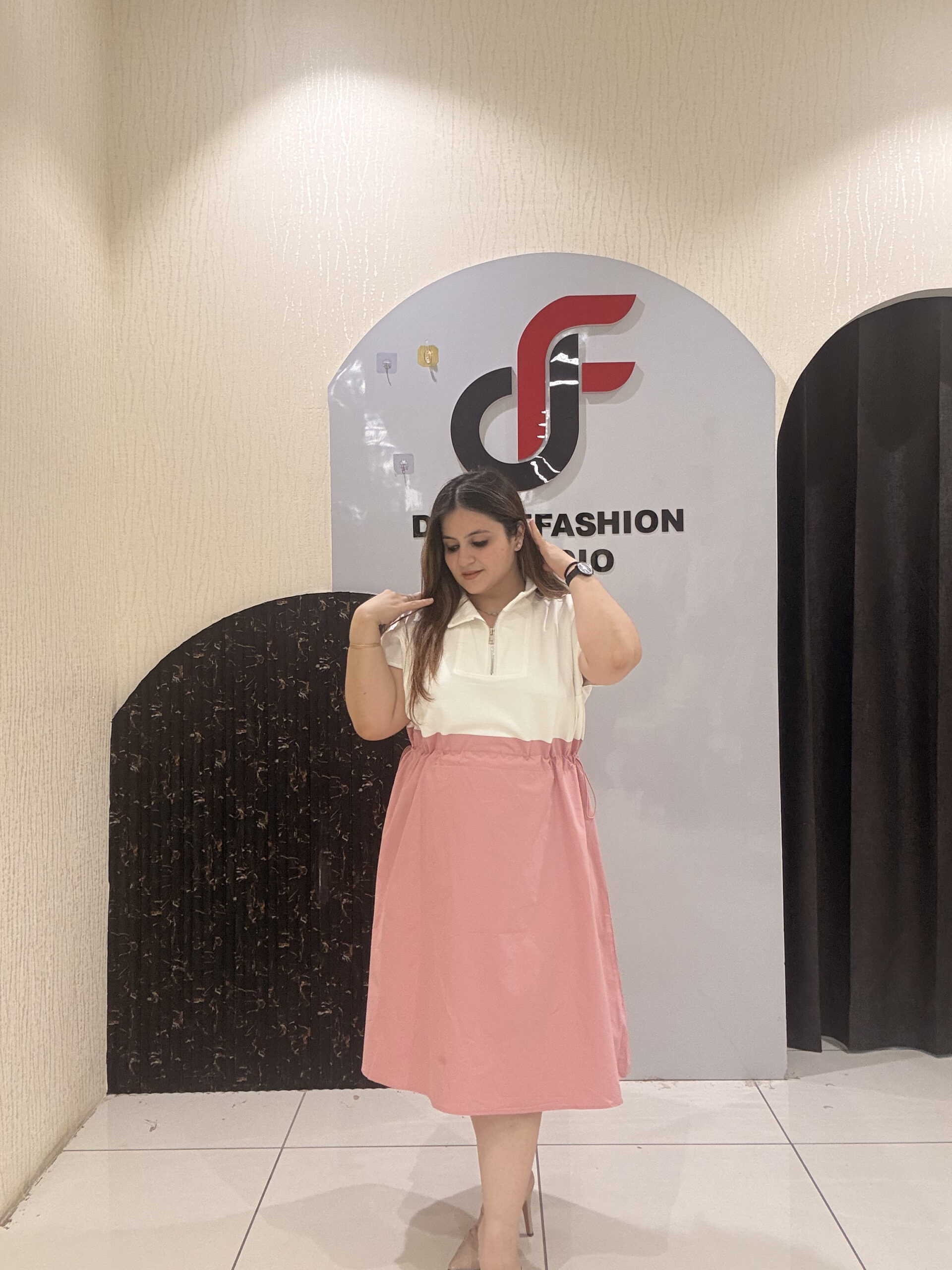 Elegant Gathered Waist Midi Skirt