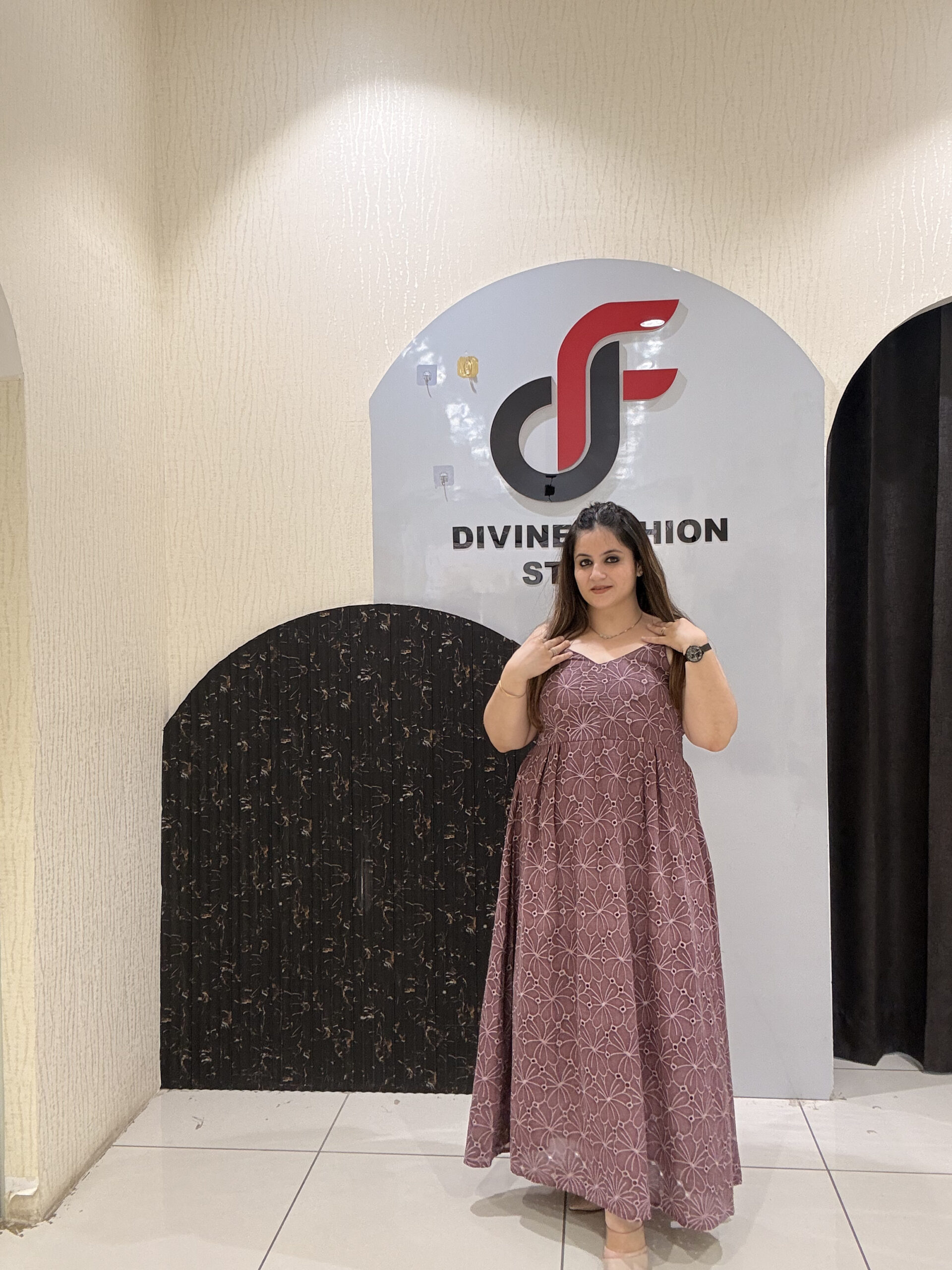 Cotton Embroidered Middi Dress – 2 Colors (Brown & Mauve) - Image 3