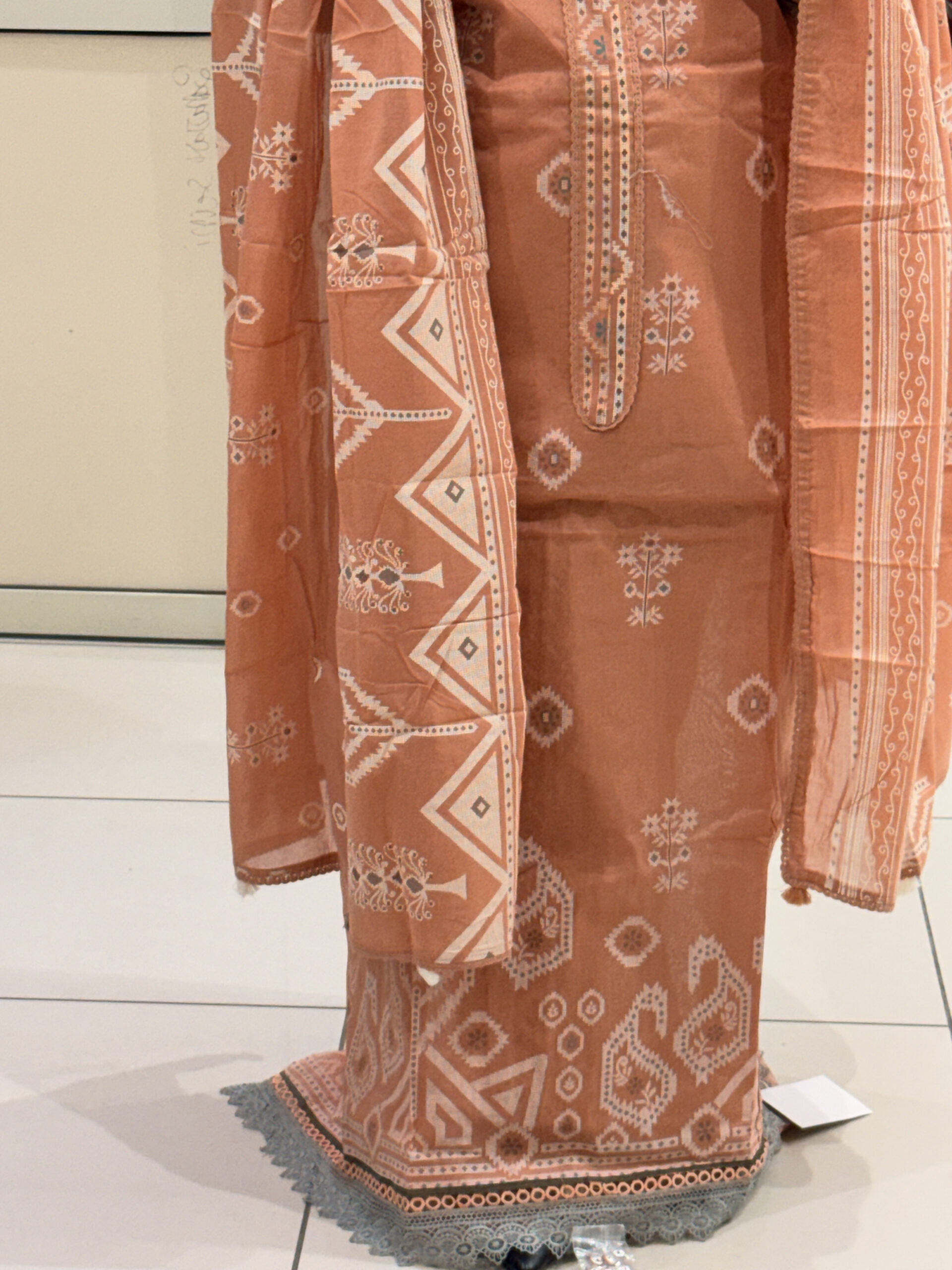 Branded Unstitched Cotton Suit Set – 3 Colors - Image 5