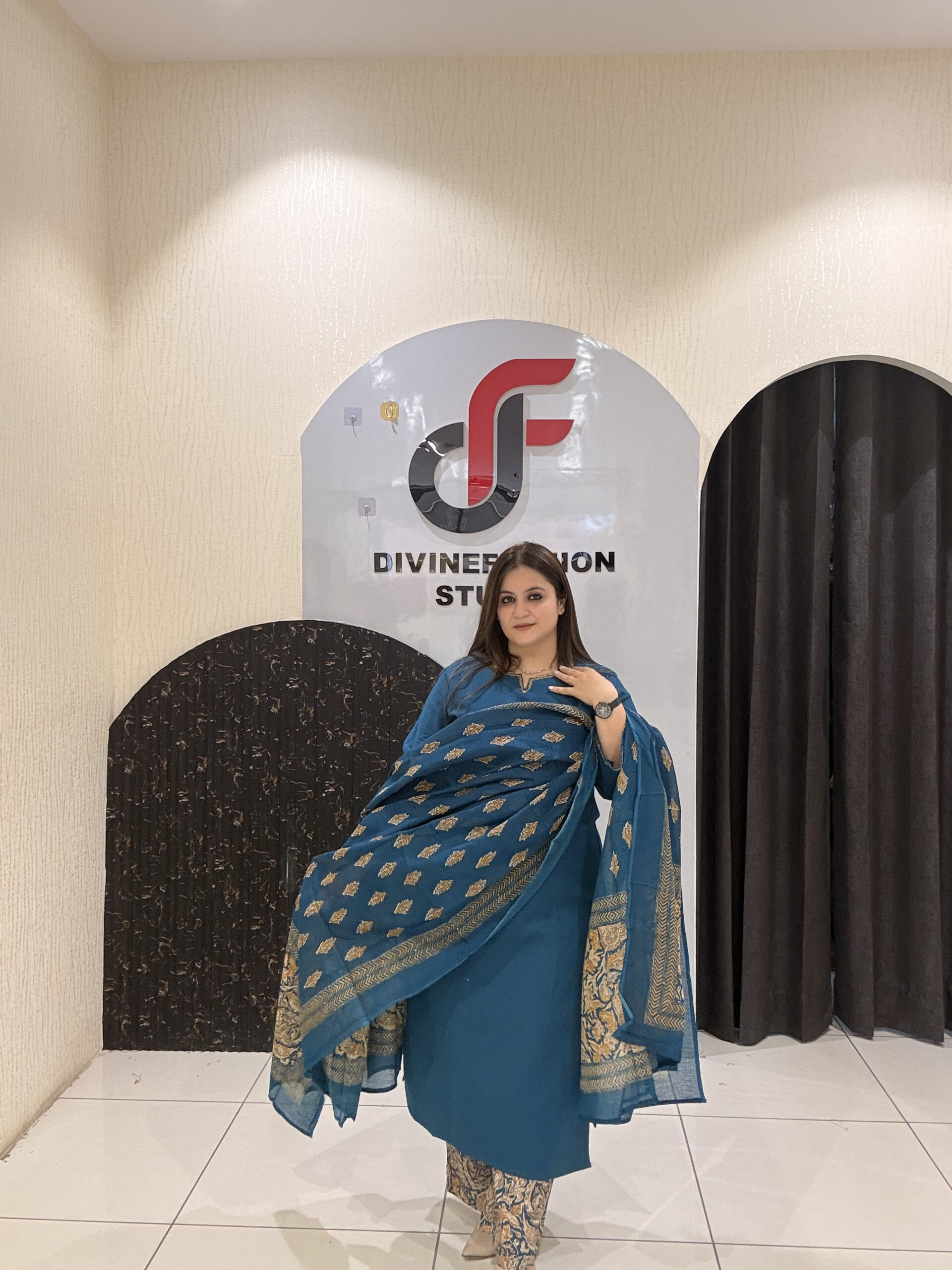 Teal Cotton Suit with Kota Doria Dupatta - Image 3