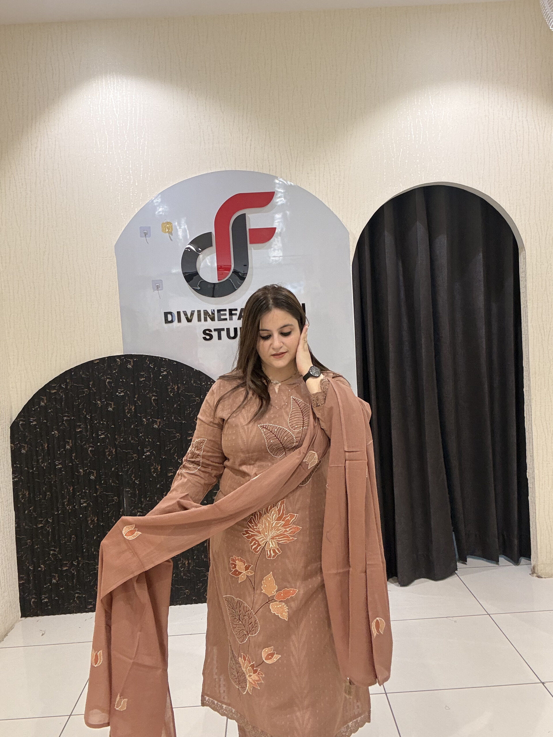 Brown Pure Cotton Thread-Embroidered Suit Set - Image 3