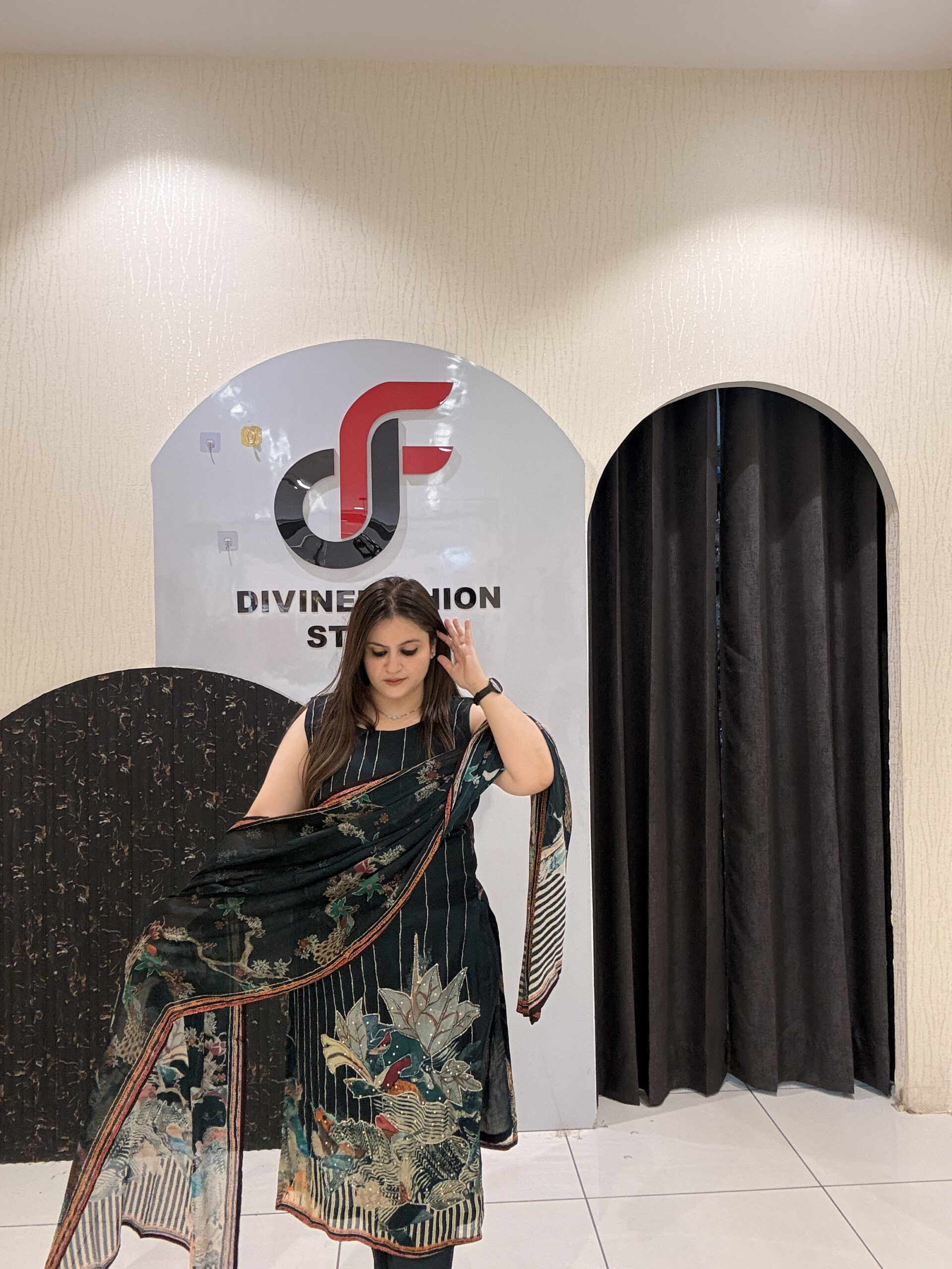 Black Chinon Fabric Printed Suit Set - Image 2